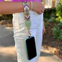 PocketLux™ –  Fashion meets functie: jouw must-have phone strap