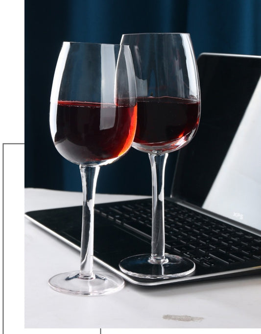 HalfFull™  Het wijnglas met humor